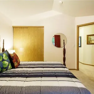 Holiday home Kozy Condo-near Pdx-ezfwyaccess-fast Wi-fi, Vancouver